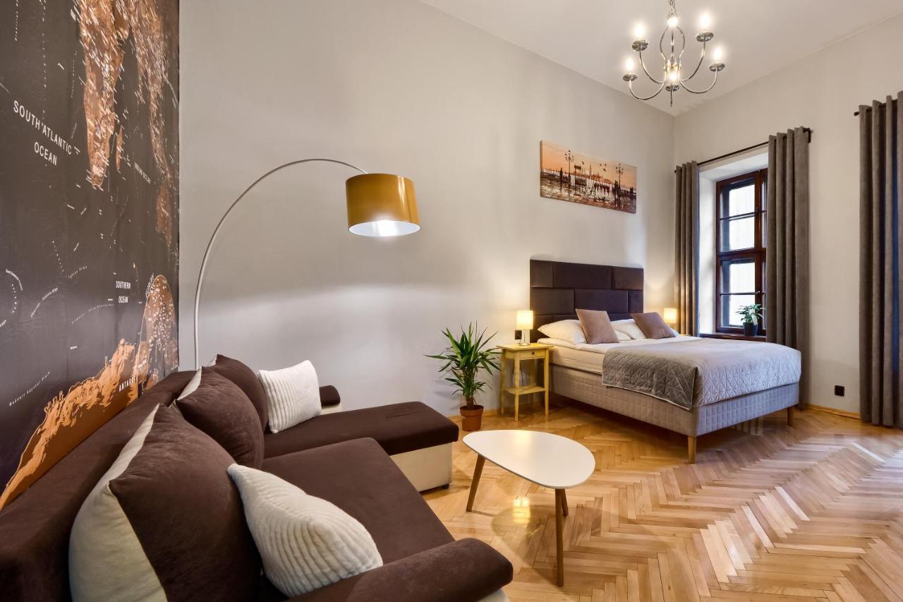 Comfortable In The Old Town Of Apartament *