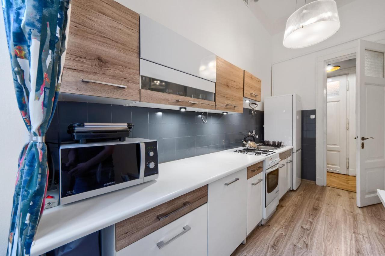 Appartement Comfortable In The Old Town Of